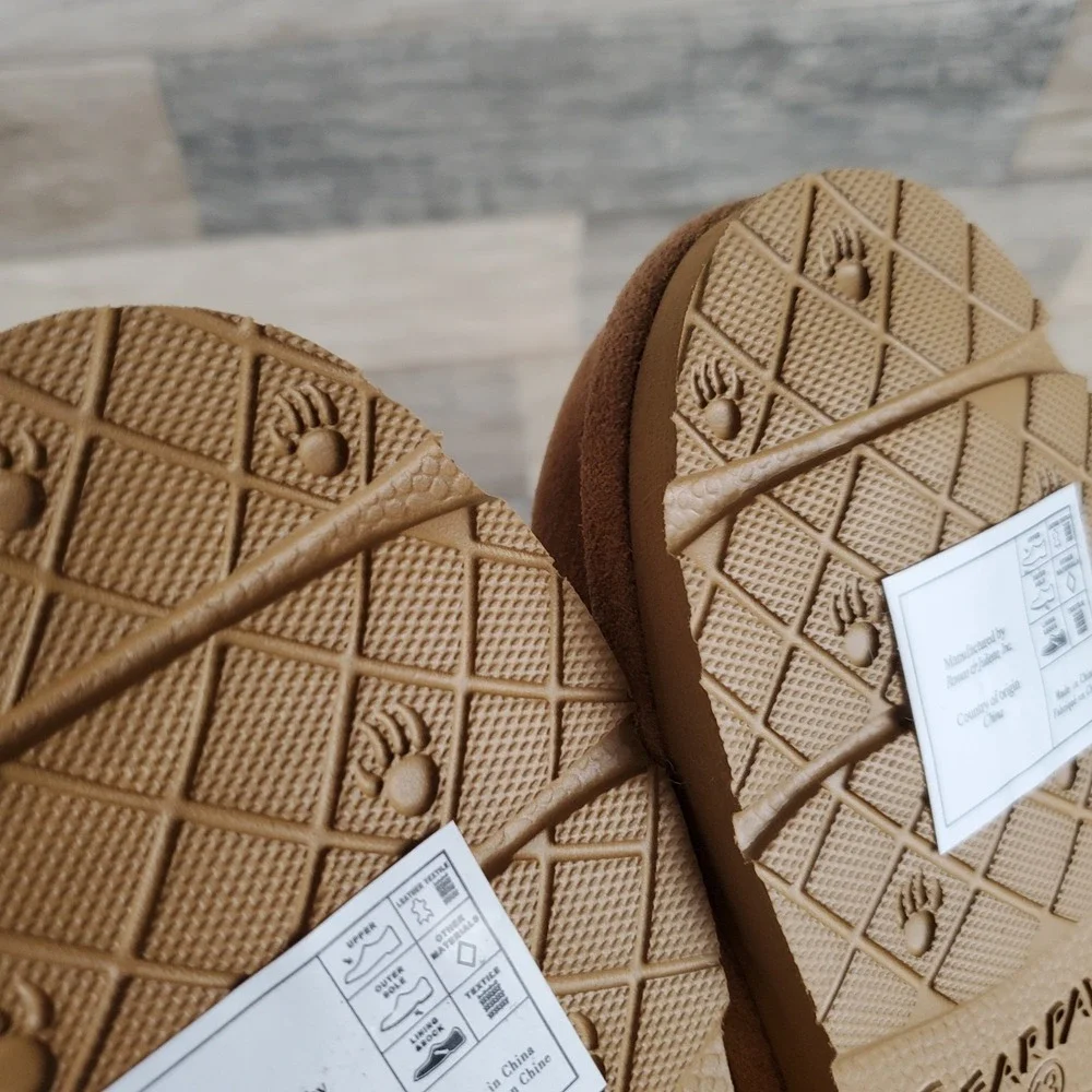 Bearpaw Loki Kids Slippers Sz 13‎ M Iced Coffee Suede Comfort Slip On Round Toe